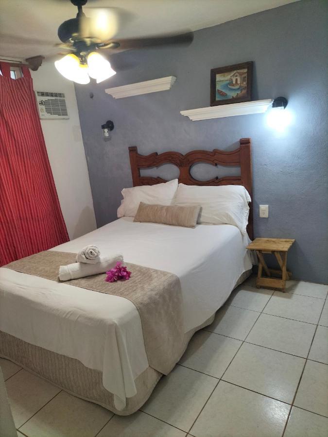 Casa Valladolid Cancun Exterior photo